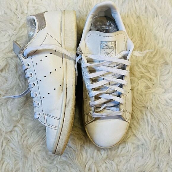 Adidas Stan Smith x Disney Peter Pan Tinkerbell Shoes women 5.5 White Sneakers - Picture 2 of 16